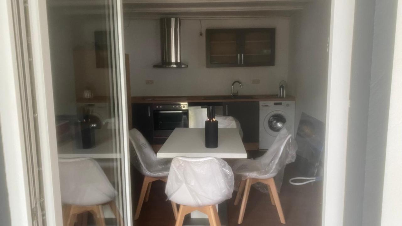 Oase Im Gruenen Hinterhof, Eg, Ruhe, Terrasse, Carport, Free Paytv, Kaffee&tee, Fahrraeder Duisburg
