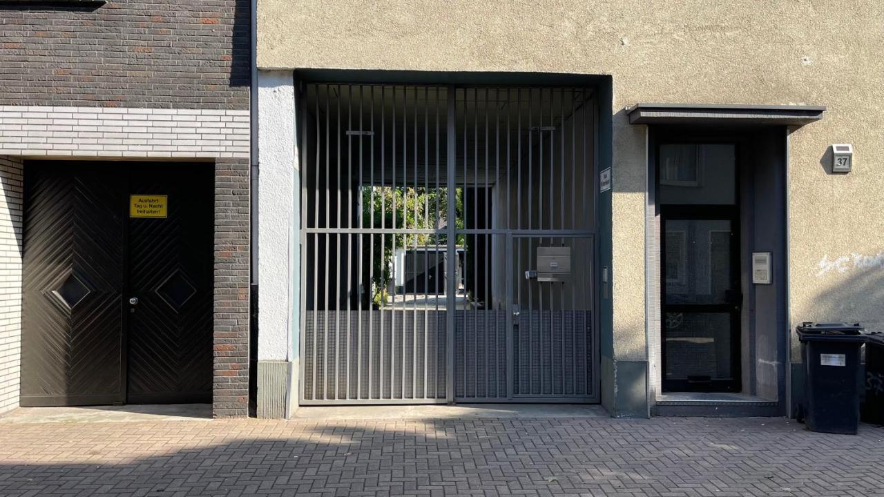 Oase Im Gruenen Hinterhof, Eg, Ruhe, Terrasse, Carport, Free Paytv, Kaffee&tee, Fahrraeder Duisburg