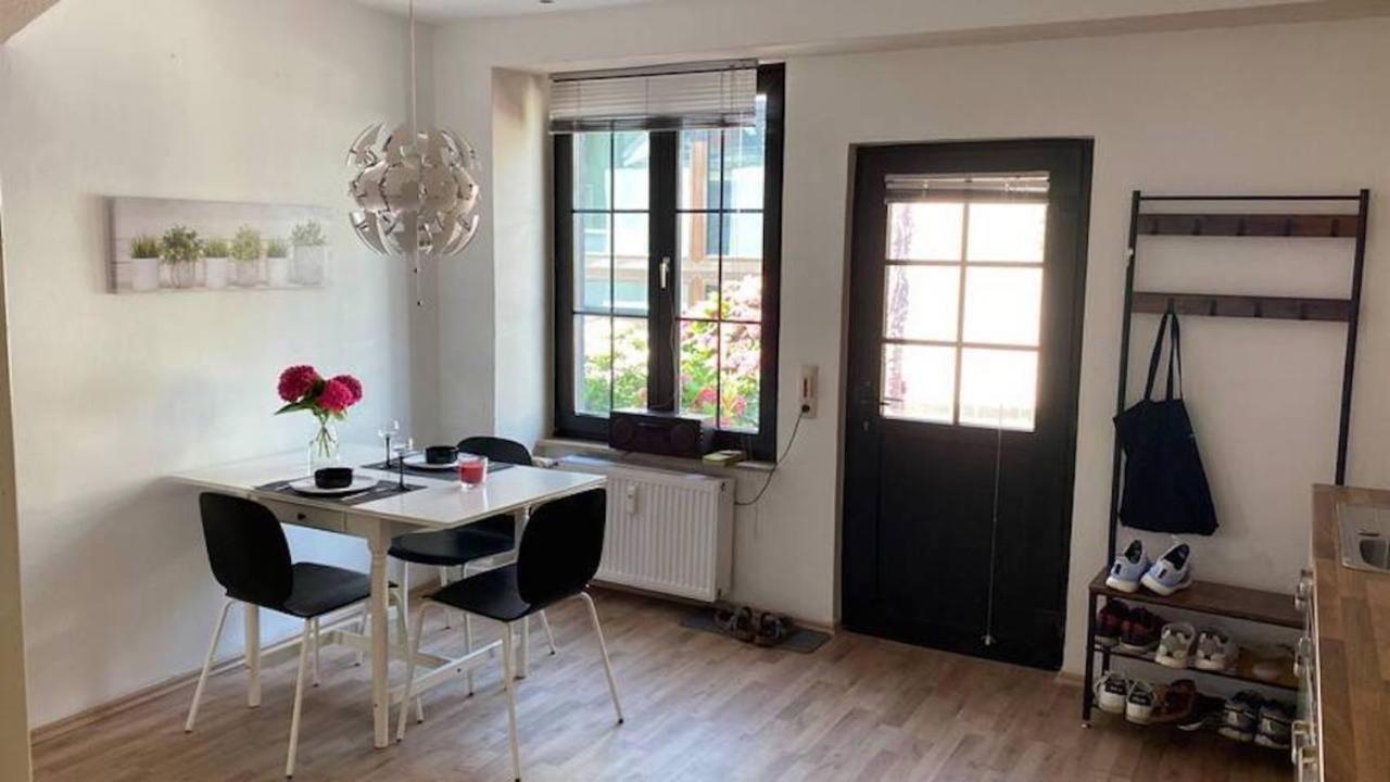 Apartment Oase Im Gruenen Hinterhof, Eg, Ruhe, Terrasse, Carport, Free Paytv, Kaffee&tee, Fahrraeder