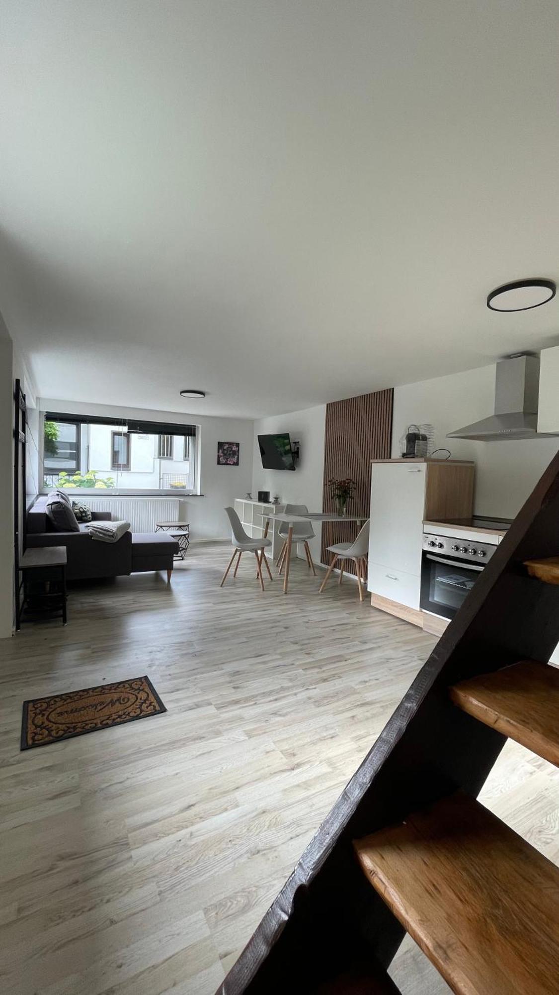 Apartment Oase Im Gruenen Hinterhof, Eg, Ruhe, Terrasse, Carport, Free Paytv, Kaffee&tee, Fahrraeder Duisburg